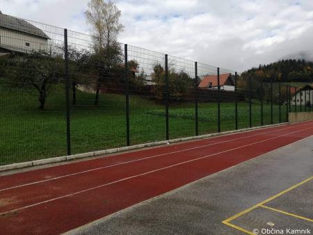 Zamenjava ograje pri Osnovni šoli Šmartno v Tuhinju (2)